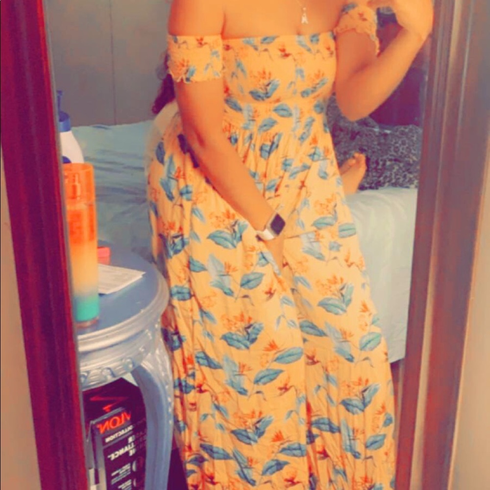 Maxi dress